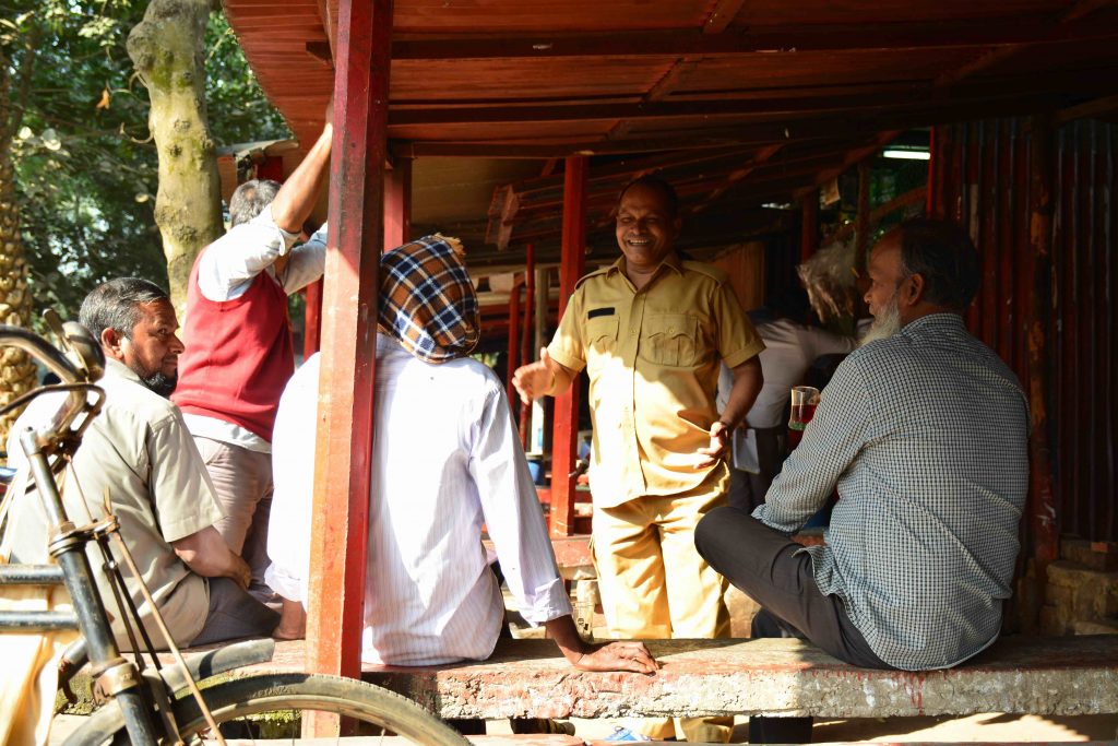 Political discussion at a tea shop