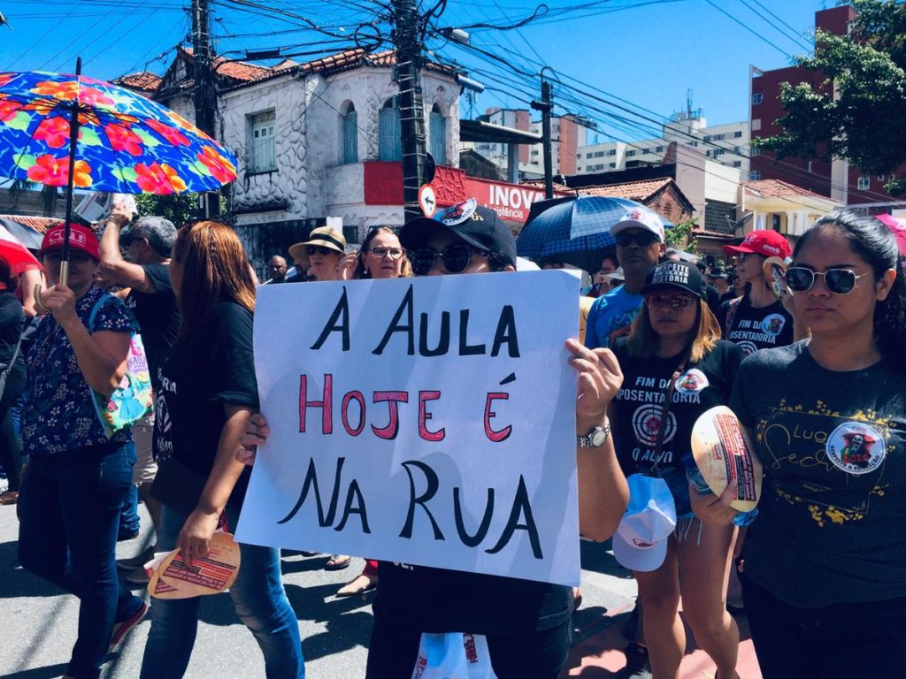 Protest in defense of education in Brazil 3