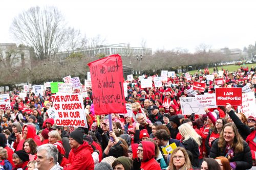 oregon taechers protest