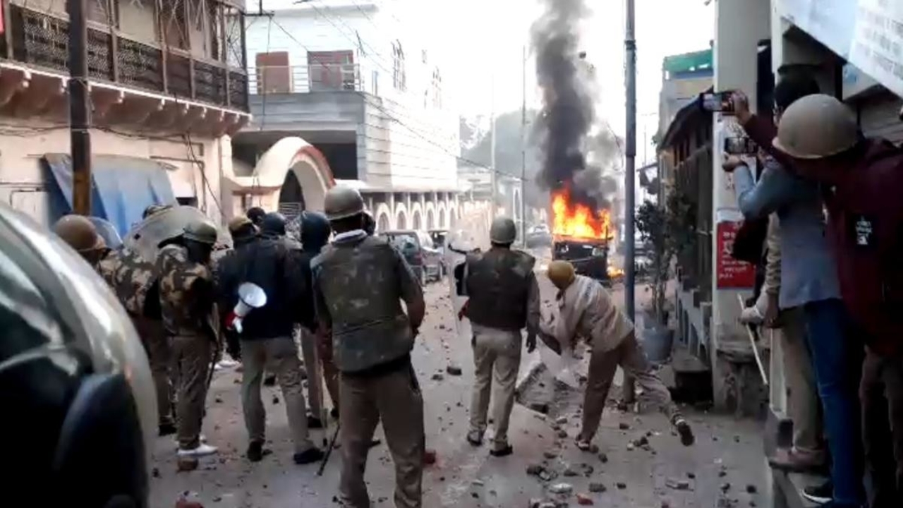 Police violence Uttar Pradesh,