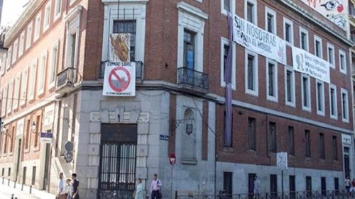 Progressive Sections In Madrid Protest Evictions At La Ingobernable Social Center Peoples Dispatch