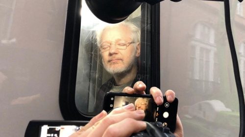 Assange release request Australia MPs