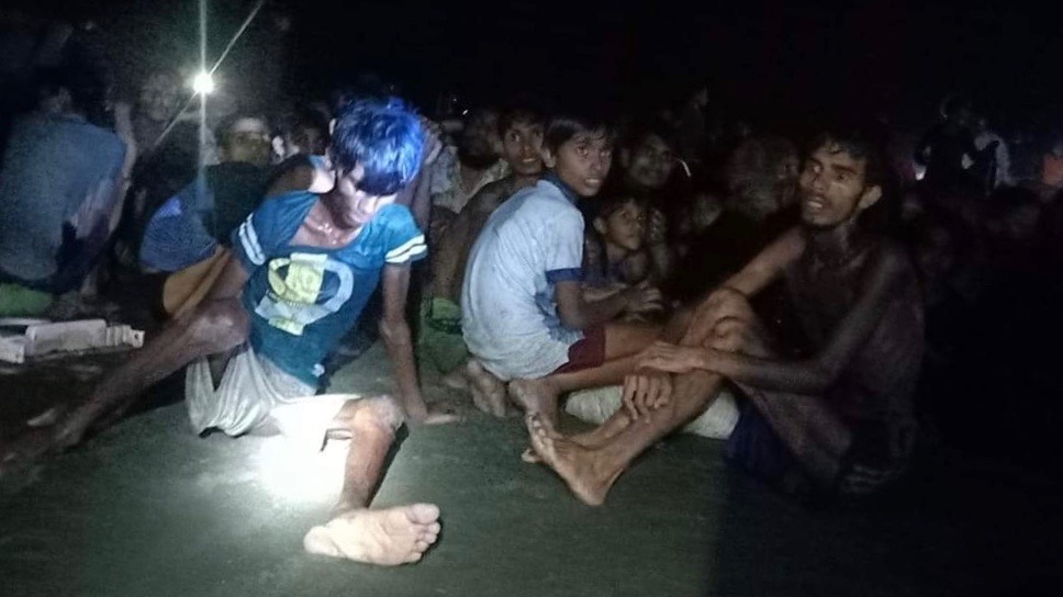 Bangladesh deports Rohingyas