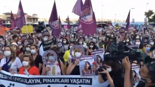 Turkey women protest