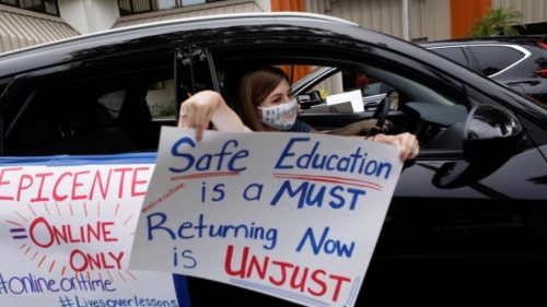 Protests against reopening schools -US