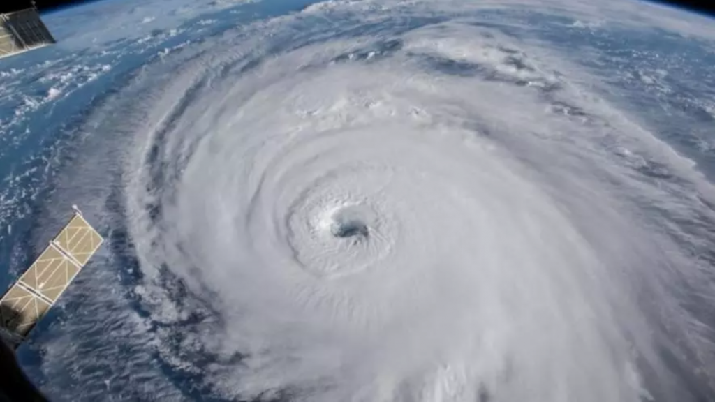 What Type Of Front Is Associated With Hurricanes