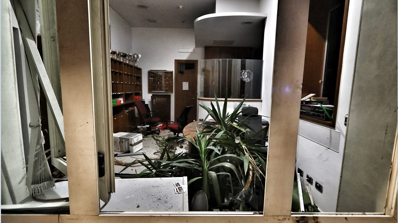 Das Büro der italienischen Gewerkschaft CGIL, das von rechtsextremen Demonstranten angegriffen wurde.