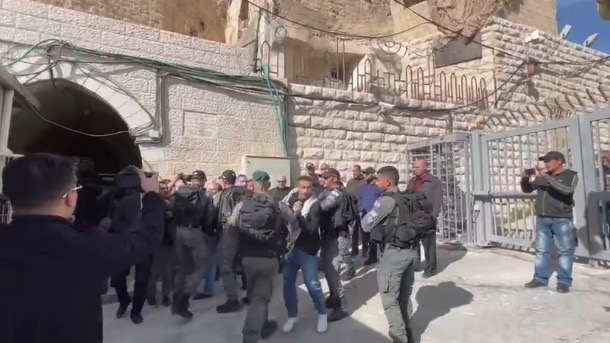 Israeli president visits Hebron