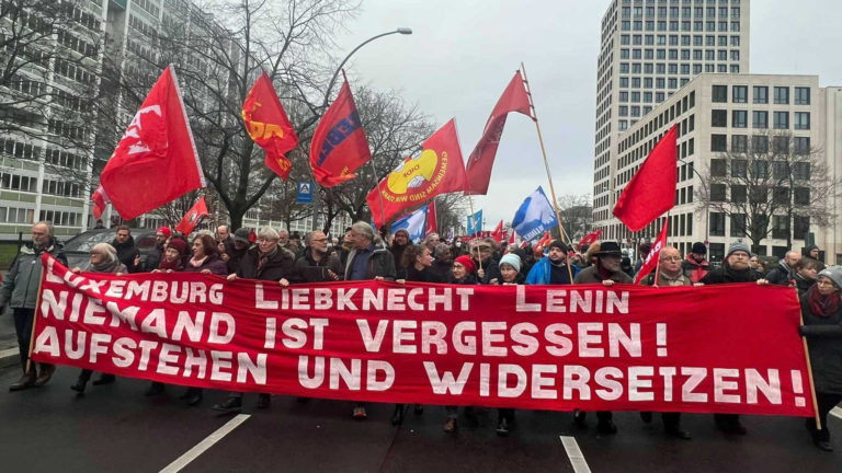 Thousands march to commemorate the martyrdom of Rosa Luxemburg and Karl ...