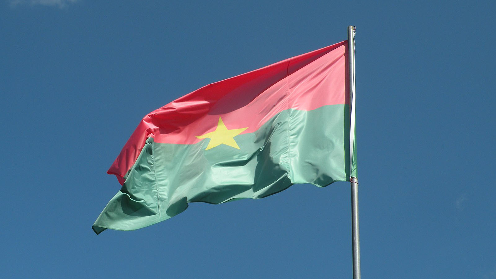 Burkina Faso : SOPAM SA saisit les créances et le matériel des filiales du  groupe Bolloré 