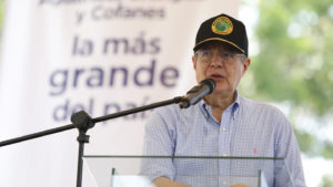 Ecuadorian President threatens media outlet that revealed alleged