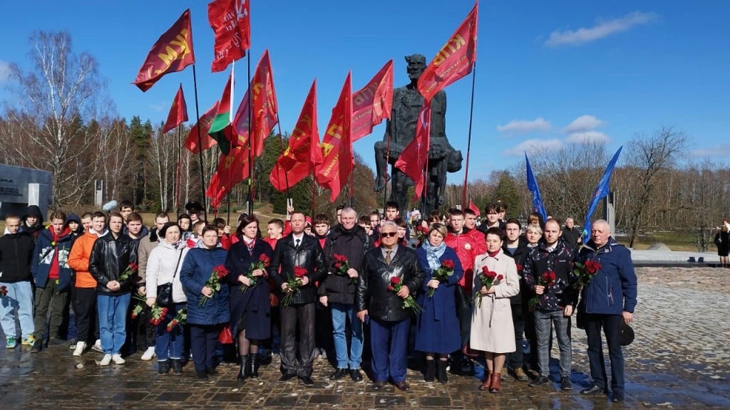 23-03 Khatyn Massacre - Belarus