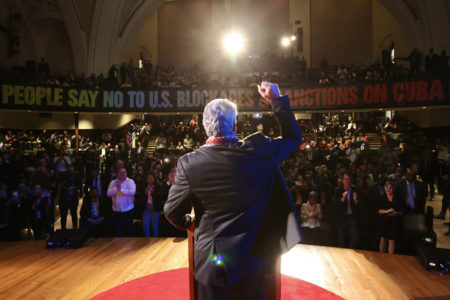 Miguel Díaz-Canel addresses crowd in New York (Photo: Presidencia de la República de Cuba)