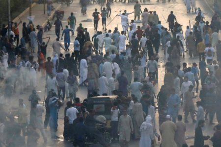 Protests in Karachi, Pakistan after the arrest of former Prime Minister Imran Khan. Photo: CGTN
