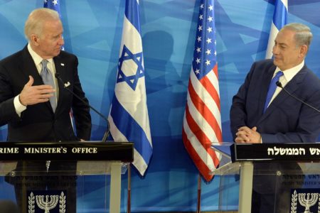 Israeli prime minister Benjamin Netanyahu (right) denied any possibility of a Palestinian state now or in future, rejecting Joe Biden's (left) peace proposals earlier this week. (Photo: Wikimedia Commons)