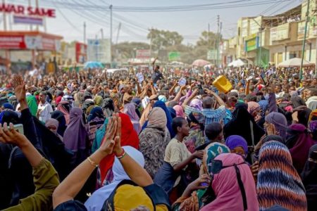Thousands protest in Awdal region's capital Borama against Somaliland President's MoU to handover a portion of its coastal land and sea to Ethiopia. (Photo: Khaalid Foodhaadhi)