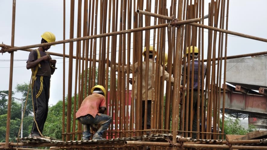 Indian construction workers reject labor export deal to Israel as ...