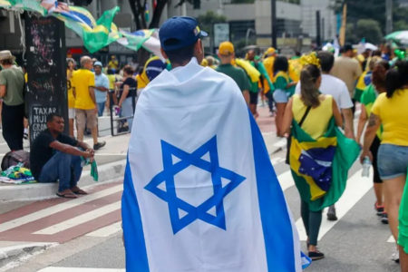 Bolsonaro supporters used the Israeli flag during rally on Paulista Avenue (Photo: Lucas Martins @lucasport01)