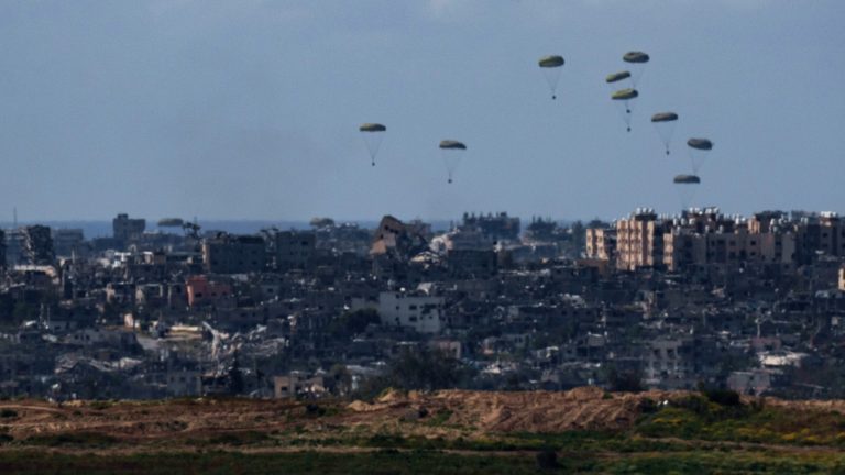 Israel Continues To Bomb Gaza And Block Aid In Defiance Of UNSC israel-continues-to-bomb-gaza-and-block-aid-in-defiance-of-unsc