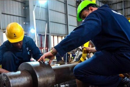 Workers in Cuba have worked to gradually restore the power grid. Photo: Minister of Energy and Mines