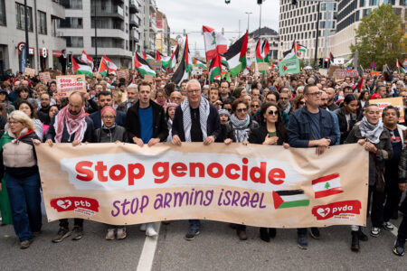 Peter Mertens marches in solidarity with Palestine in Brussels (Photo: Peter Mertens MP/X)