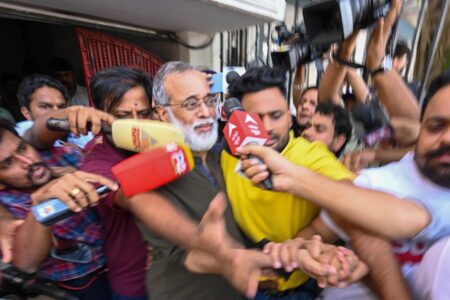 The attack on NewsClick by Indian authorities was based on accusations that cited a New York Times article targeting the news outlet along with other similar progressive platforms.