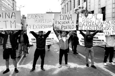 Transport workers in the center of Lima on October 10. Photo: Román Heli Paredes