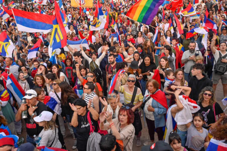 A rally for Yamandú Orsi, candidate for the Broad Front coalition (Photo: @Frente_Amplio via X)