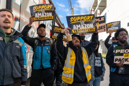 Photo via Amazon Labor Union IBT/X