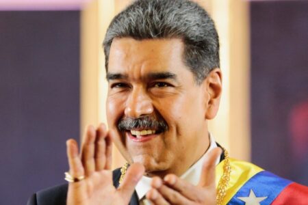 Maduro is inaugurated as President at the National Assembly of Venezuela on January 10.
(Photo: ALBA)