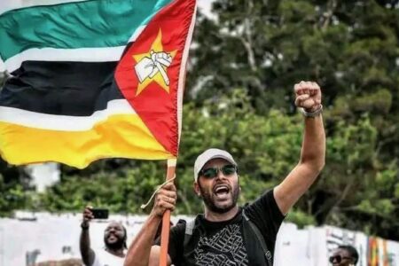 Mass protests in Mozambique following election outcome.
(Photo: A voz dos que não tem voz/FB)