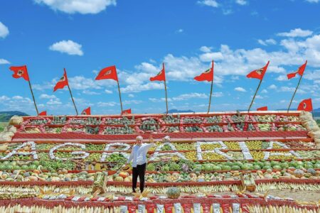 The president stated that the government created a “shelf” of land for agrarian reform and that now is the time to distribute it. Photo: Lucas Bois/MST