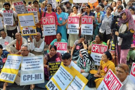 Hundreds of people gathered at Jantar Mantar in New Delhi to protest Israel's brutal attacks on Gaza. Photo: CPI(M)