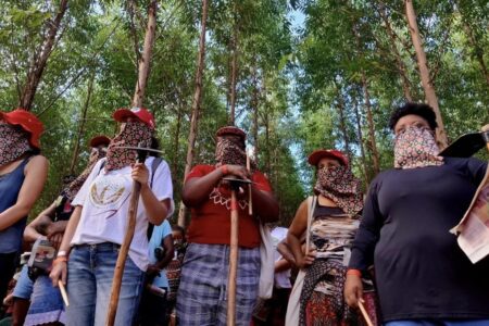 Women of the MST at Suzano in Espirito Santo. Photo: Gabriela Moncau / Brasil de Fato