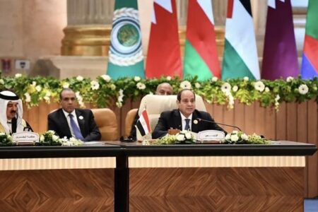 Egyptian President presides over extraordinary Arab Summit. Photo: Egypt Presidency