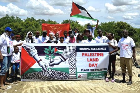 The Communist Party Marxist- Kenya , Kenya na Palestine, and other progressive Kenyans marked Palestine Land Day by planting 1000 Mangrove trees in Dongo Kundu, Mombasa. Photo: CPM-Kenya/X