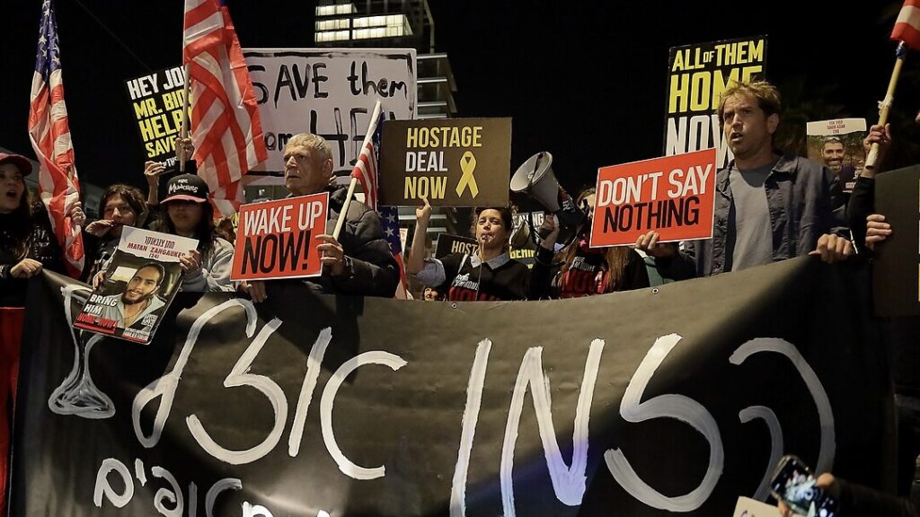 Tel Aviv protest hostages