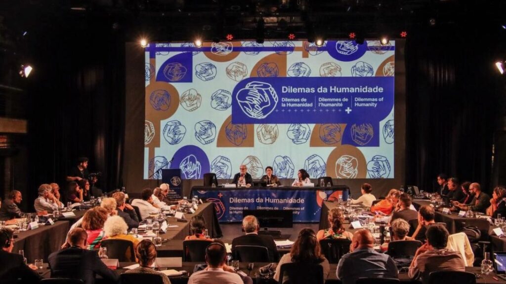 “It is necessary to continue building Dilemmas of Humanity with optimism and serious proposals”