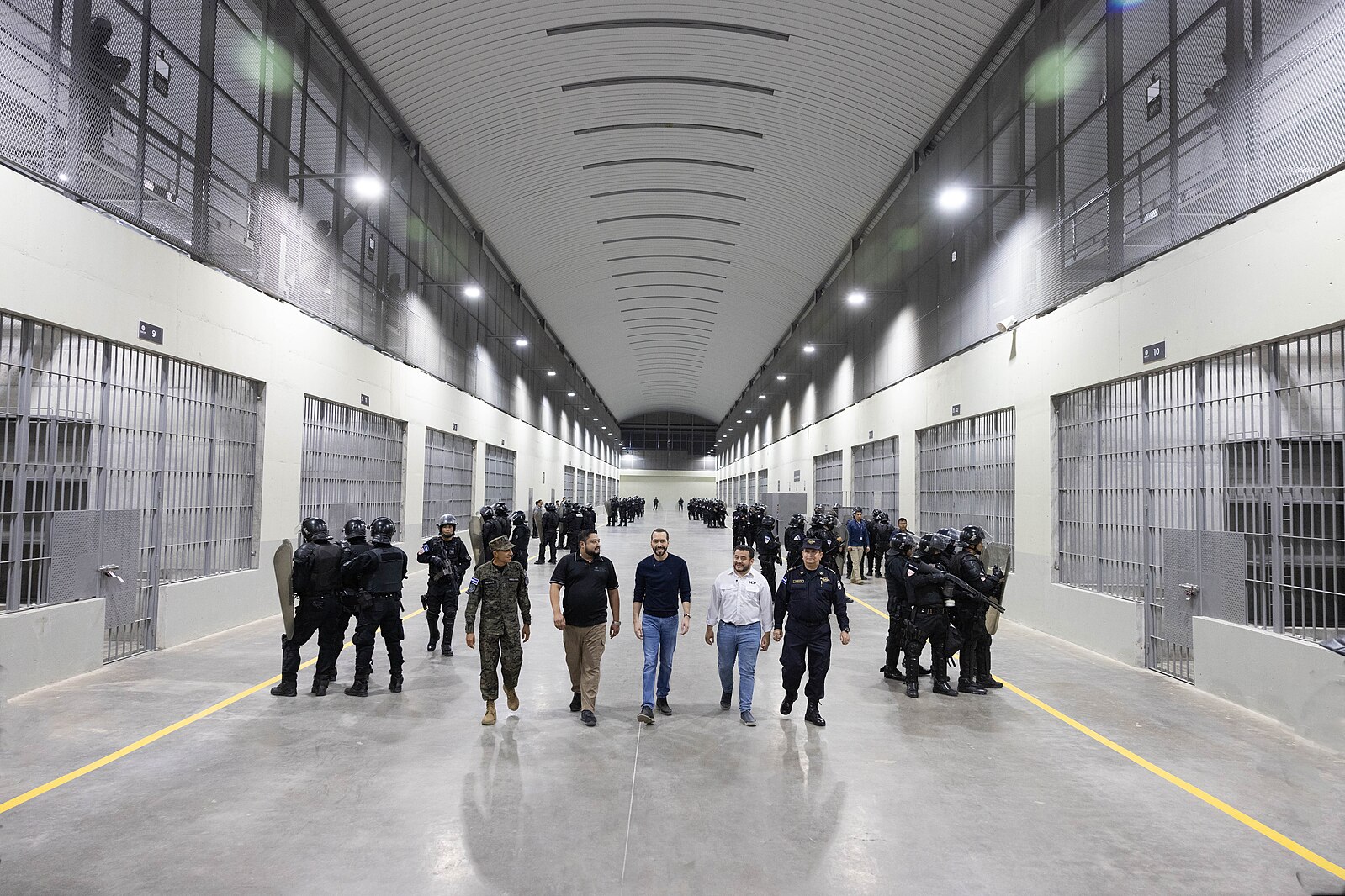 Bukele visiting CECOT
