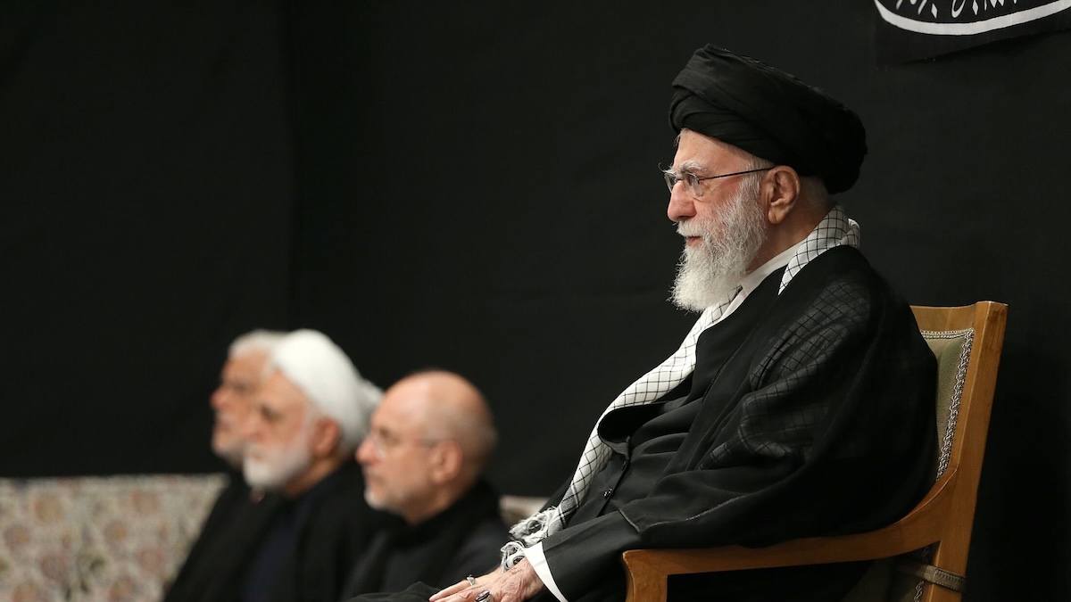 After the war- strategic distrust and the collapse of western legitimacy