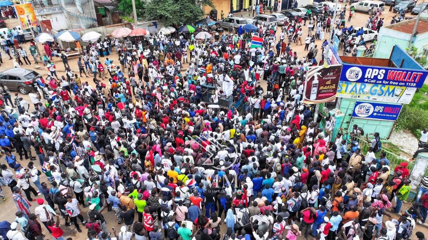 Mass mobilization in The Gambia against corruption