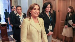 Boluarte amnesties hundreds of security forces implicated in human rights abuses in Peru ...