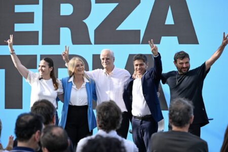 fuerza patria argentina 2 Fuerza Patria peronismo