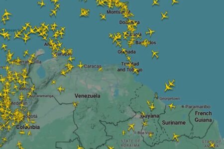 Most international airlines servicing Venezuela suspend flights as US intensifies pressure (1) Airlines including Iberia and Turkish have temporarily halted flights to and from Caracas