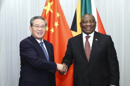 China ready to deepen political mutual trust with S. Africa Chinese Premier Li Qiang meets with South African President Cyril Ramaphosa in Johannesburg, South Africa