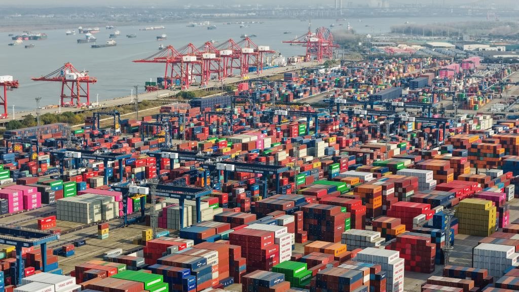 Longtan area of Nanjing Port in Nanjing, east China's Jiangsu Province.