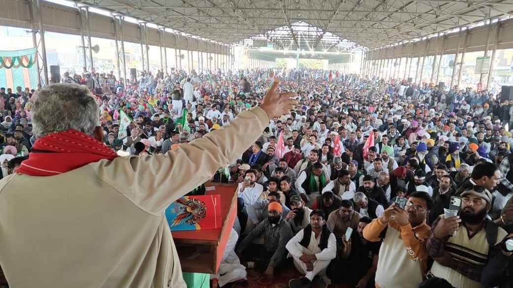 thousands of farmers gathered at the grain market in Tibbi to continue pressing for the demands