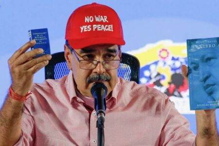 Maduro government denounces Trump oil blockade Venezuelan President Nicolás Maduro