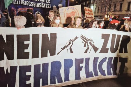 Students strike Berlin 2025 Source: Laurențiu Dragota/DKP Berlin
