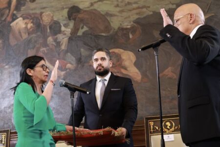 Delcy Rodriguez sworn in Venezuela Juramentación de Delcy Rodríguez